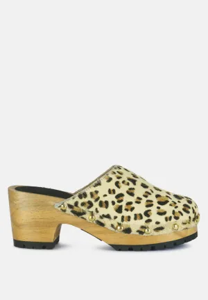 Acer Fine Suede Printed Leopard Clogs Slides In Beige By Ruw