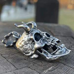 Big & Bold Skull Pendant with Horns (#p023)
