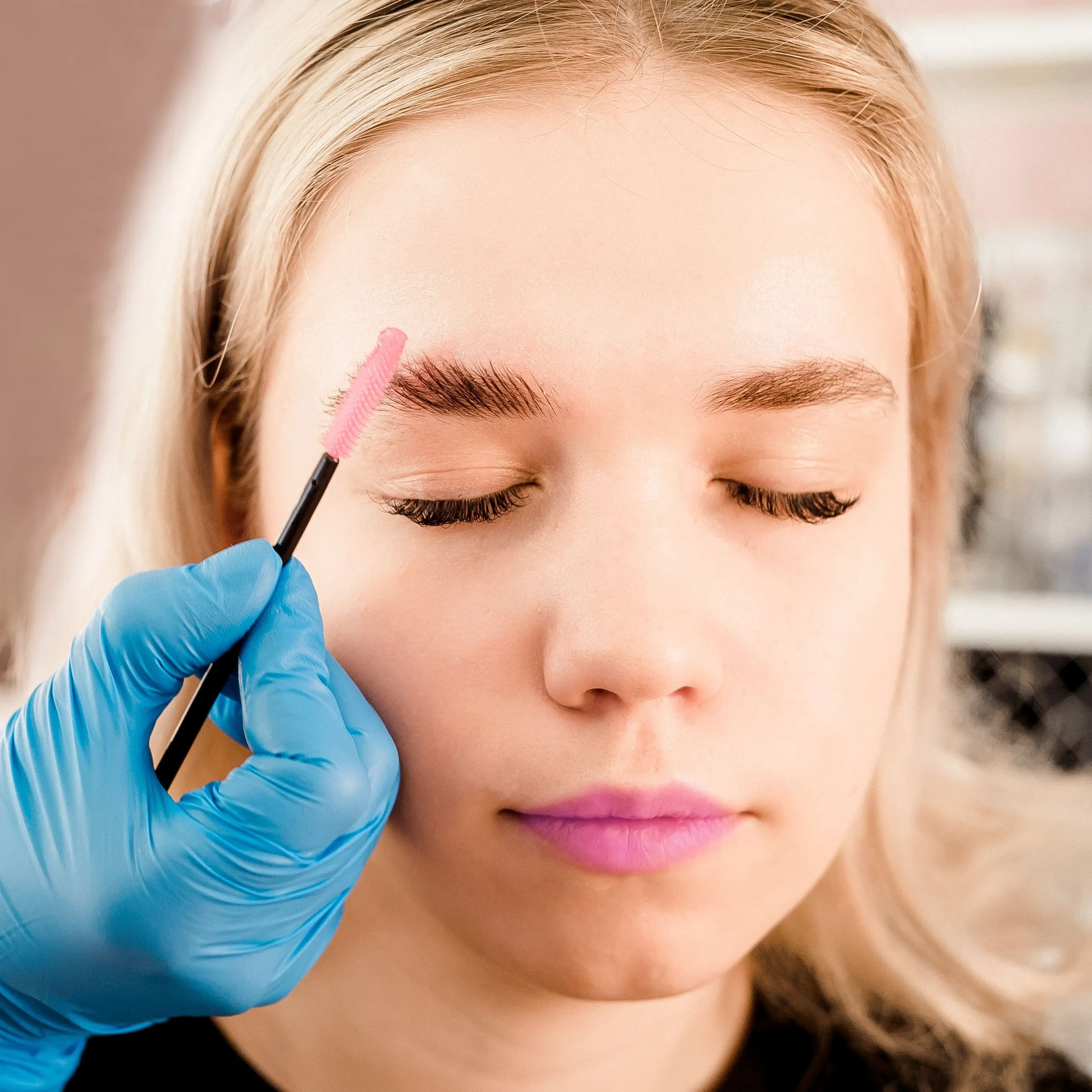 Bold Brows & Lashes Online