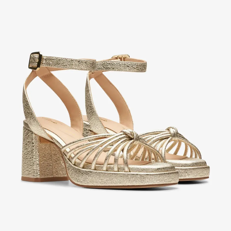 Clarks Women's Ritzy75 Faye Champagne 26176328