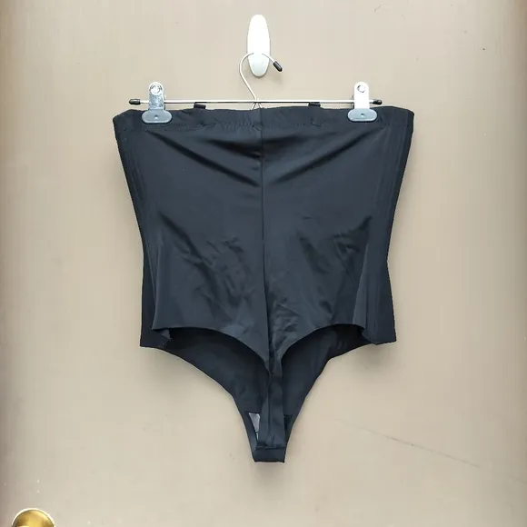 Honeylove Superpower Thong Shapewear in Vamp Black Plain