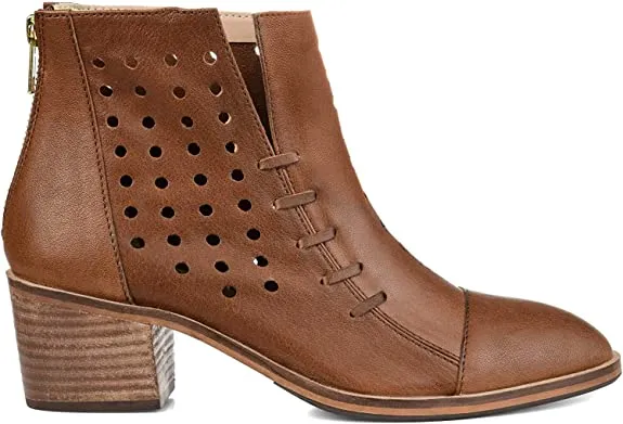 Journee Signature Womens Ulima Bootie Brown, 5.5 Regular US