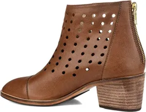 Journee Signature Womens Ulima Bootie Brown, 5.5 Regular US