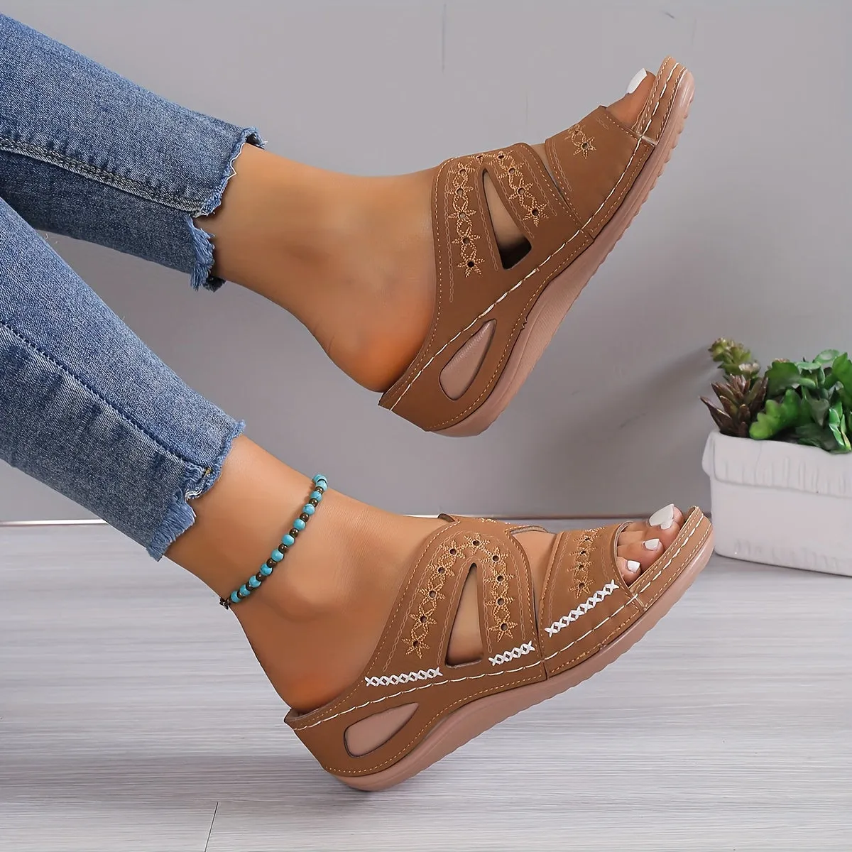 MARYANA | COMFORTABLE ORTHOPAEDIC SANDALS