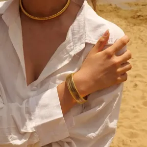 Nicholls Bold Snake Chain Necklace In Gold