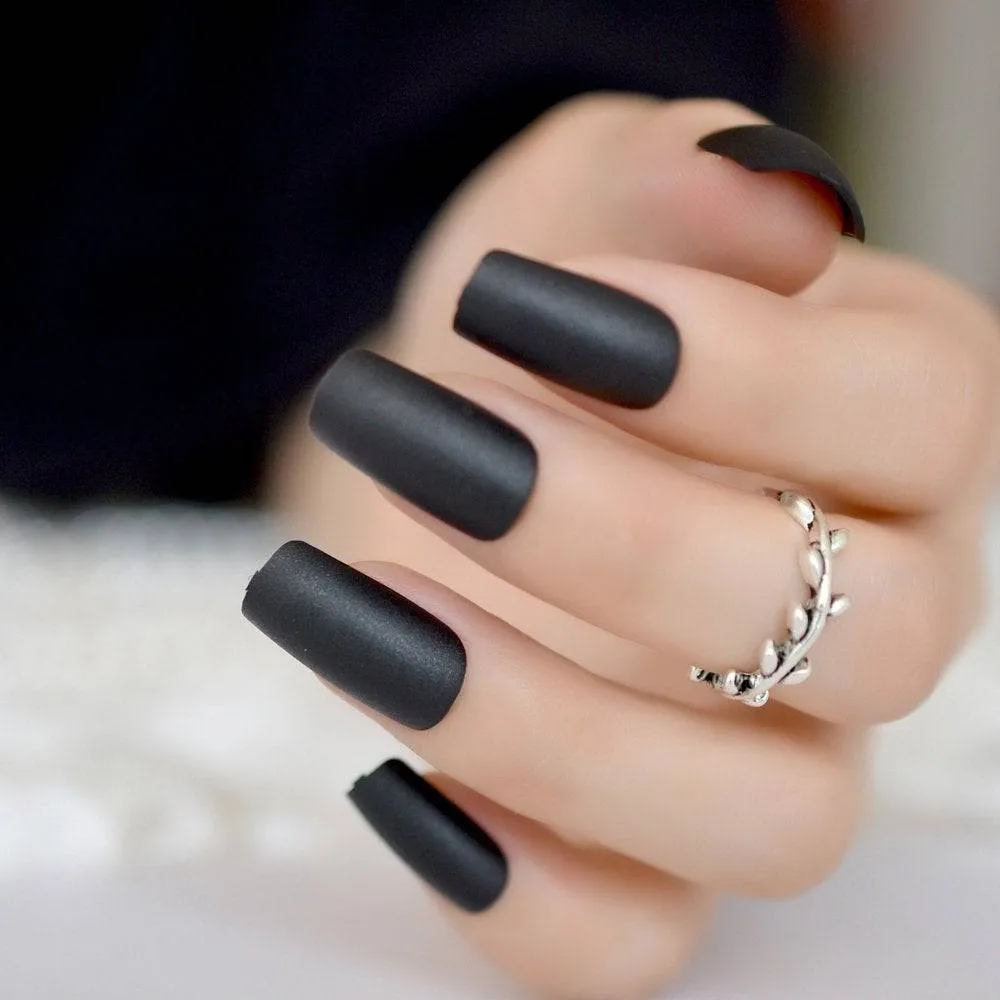 Press On Nails Black Matte Square Nail Kit