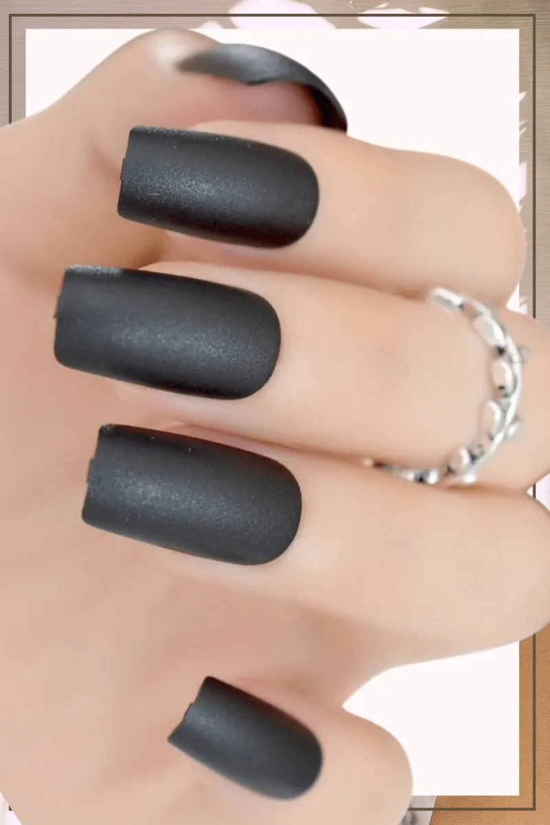 Press On Nails Black Matte Square Nail Kit