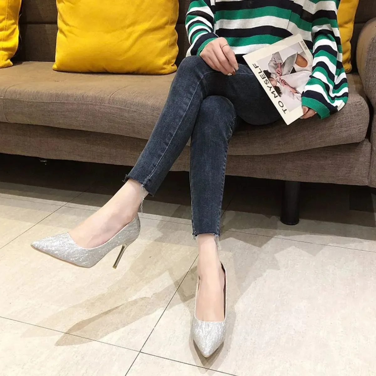 Round Toe Kitten Heels Pumps