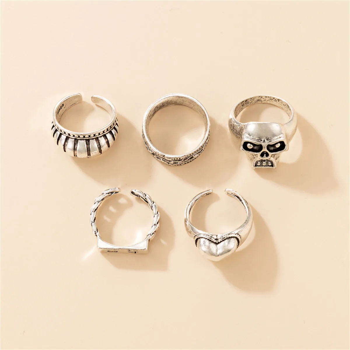 Silver-Plated Oxidized Skull Heart Ring Set