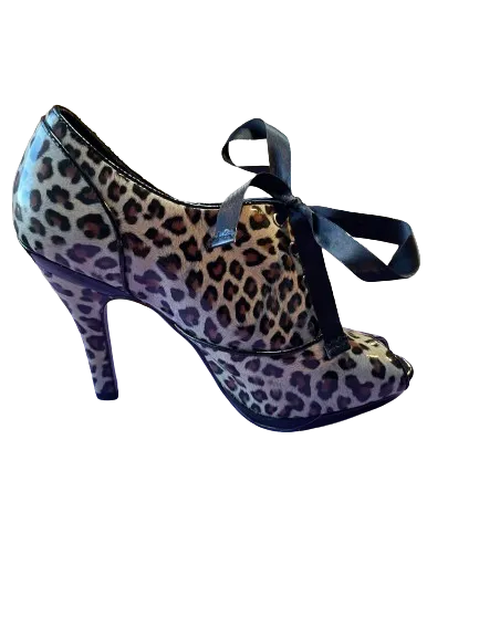 Steve Madden Leopard Print Peep Toe Heels