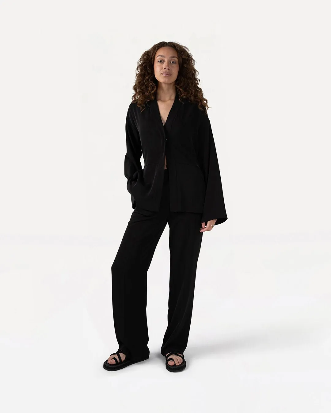 Tirra blazer & Doore pants