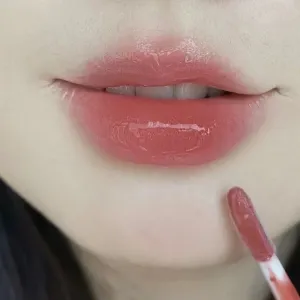 WATER GLOSSY GLASS LIP MK0068